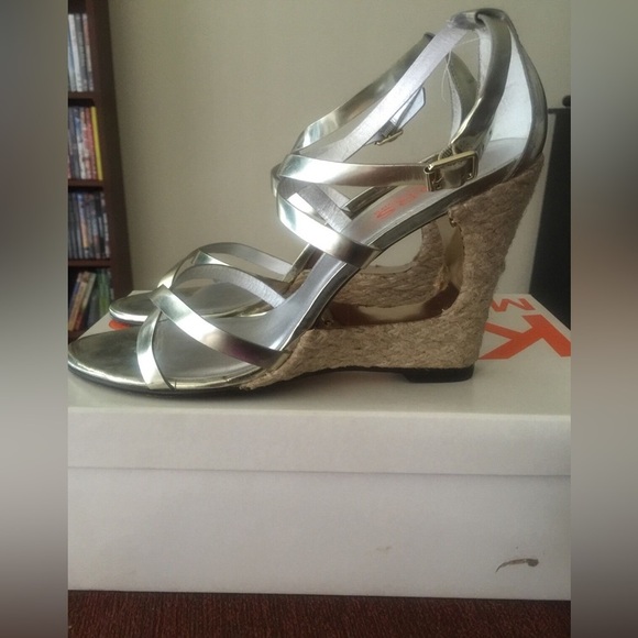 Michael Kors Deena Espadrille Sandal - Picture 2 of 8